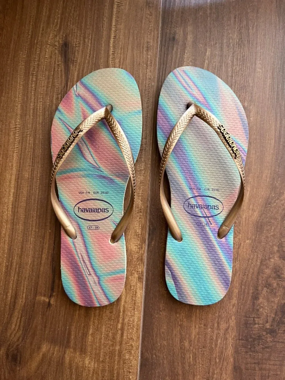 Havaianas Slim Iridescent flip flops oil slick rainbow colorful summer beach